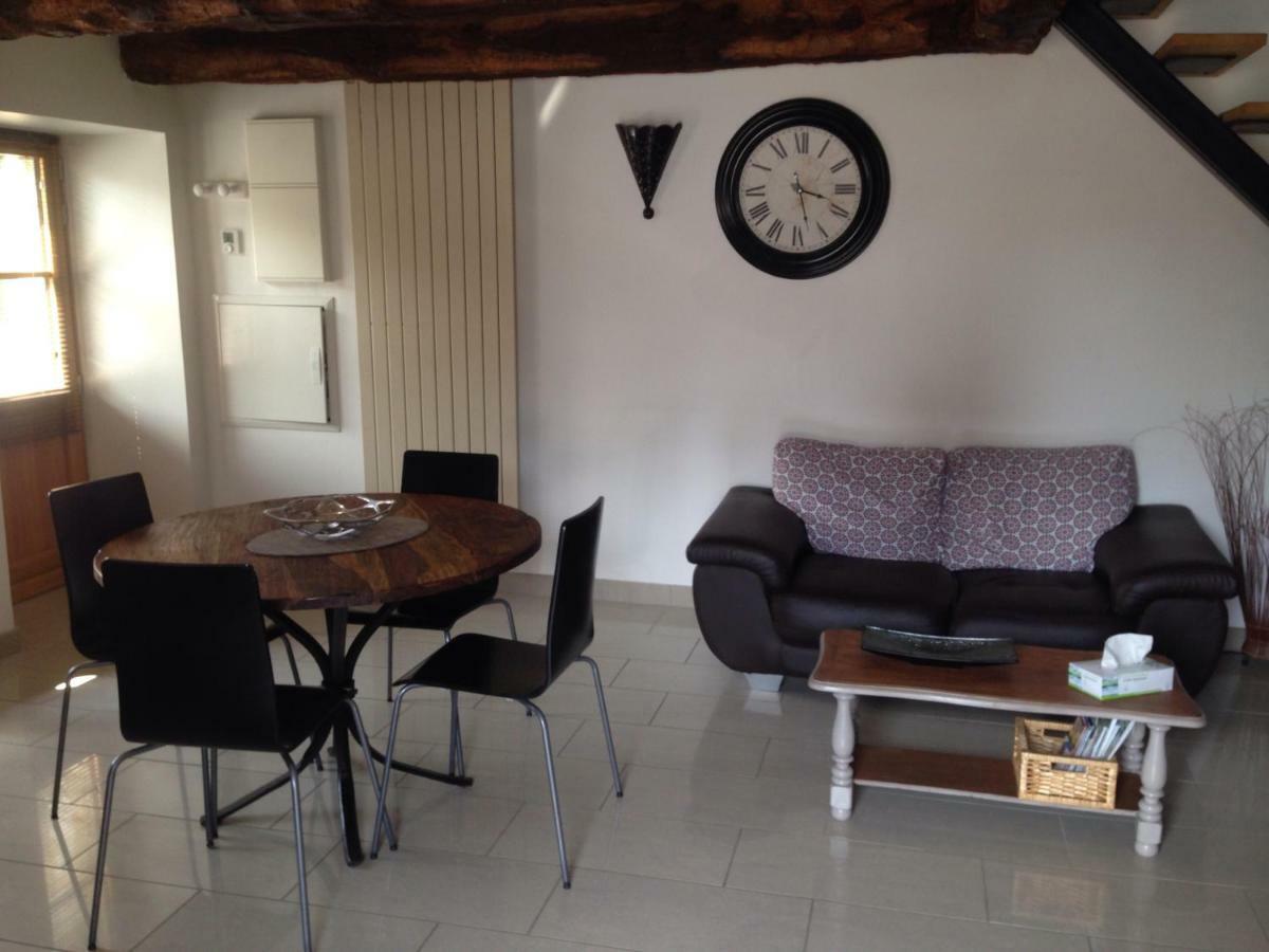 A Deux Pas De L'oust Ferienhaus